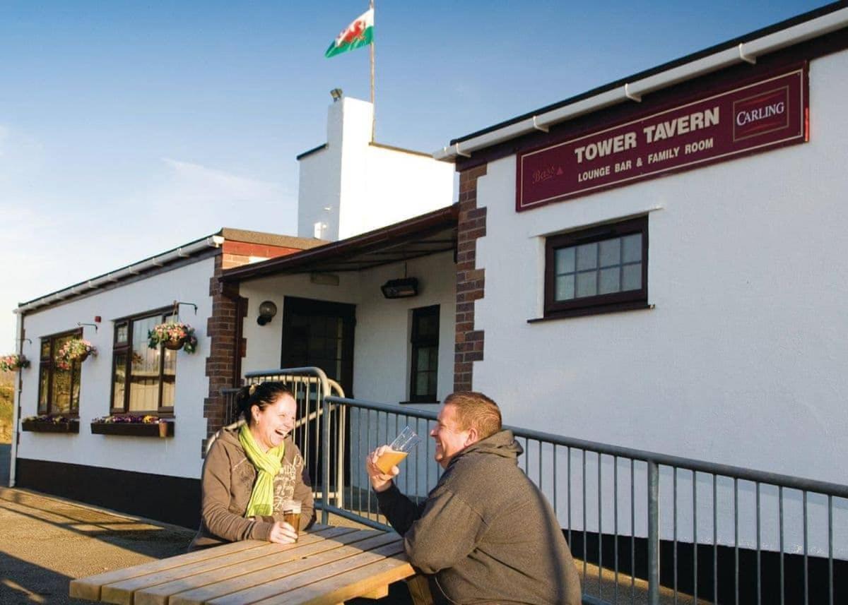 Llandwrog White Tower Holiday Park מראה חיצוני תמונה